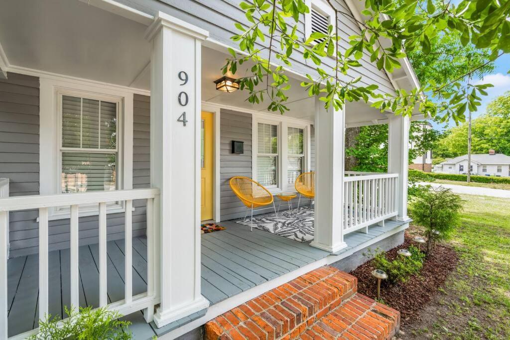 Bright + New - Fire Pit - Hammock - 3 Bd Villa Raleigh Exterior photo