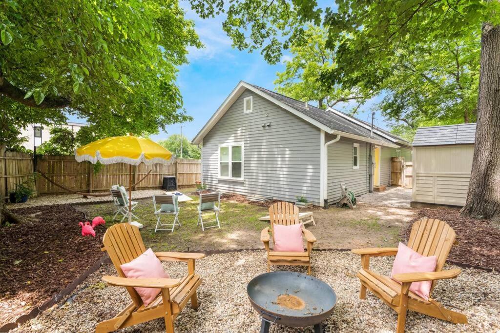Bright + New - Fire Pit - Hammock - 3 Bd Villa Raleigh Exterior photo